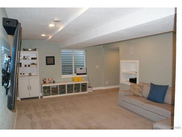 67 Starlight Cir, Erie, CO 80516