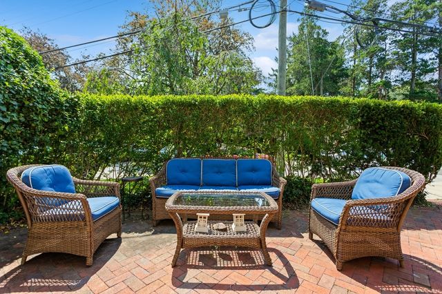 84 Putnam Park, Greenwich, CT 06830