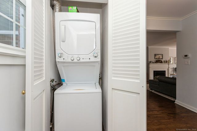 84 Putnam Park, Greenwich, CT 06830