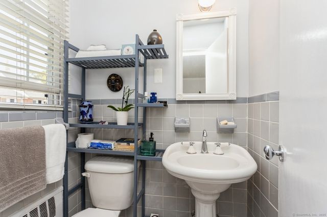 84 Putnam Park, Greenwich, CT 06830