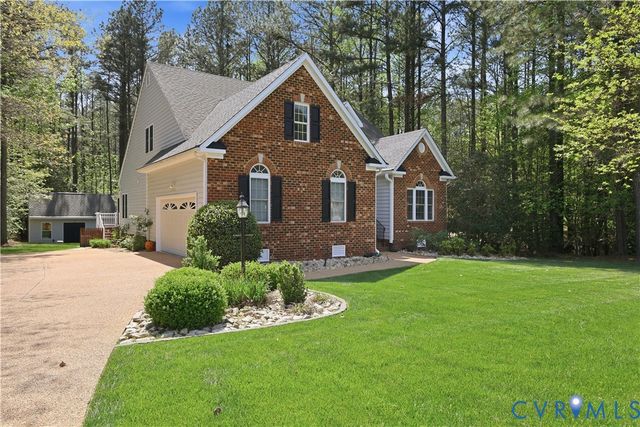 4270 Virginia Rail Dr, Providence Forge, VA 23140