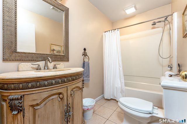 801 Townsend Avenue, New Haven, CT 06512