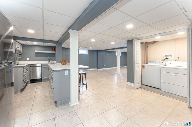 801 Townsend Avenue, New Haven, CT 06512