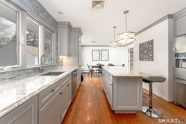 801 Townsend Avenue, New Haven, CT 06512