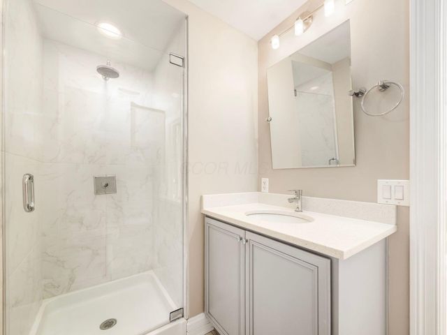 50 W Broad Street, 2801, Columbus, OH 43215