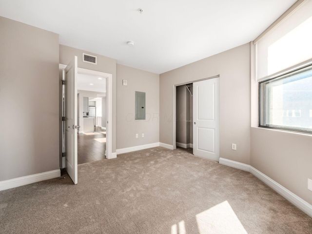 50 W Broad Street, 2801, Columbus, OH 43215