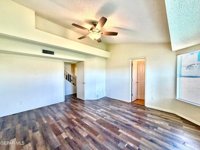 436 Oakhurst Lane, Horizon City, TX 79928