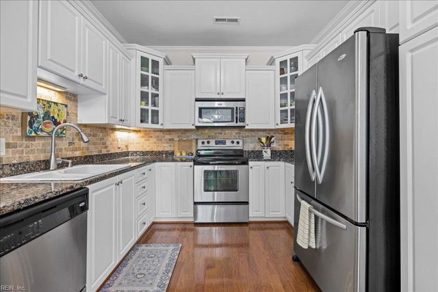2320 Brownshire TRL, Virginia Beach, VA 23456