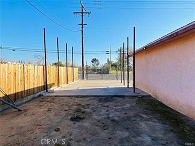 714 El Toro, Bakersfield, CA 93304