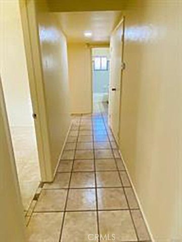 714 El Toro, Bakersfield, CA 93304