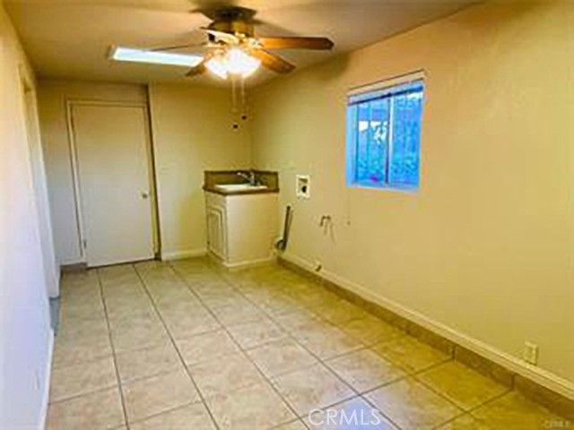 714 El Toro, Bakersfield, CA 93304