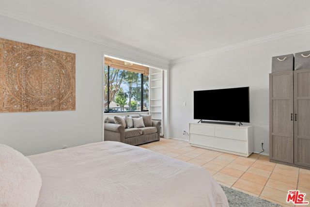 310 Tahiti Way 103, Marina Del Rey, CA 90292