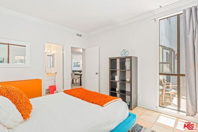 310 Tahiti Way 103, Marina Del Rey, CA 90292