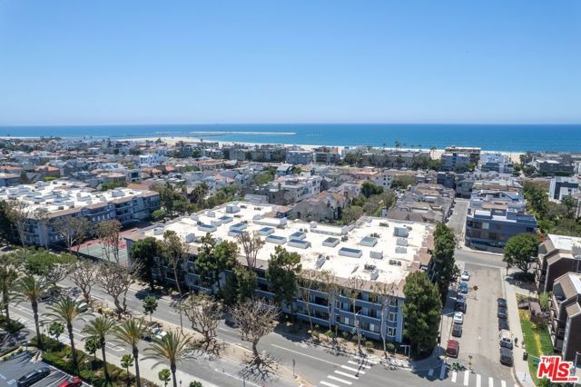 310 Tahiti Way 103, Marina Del Rey, CA 90292