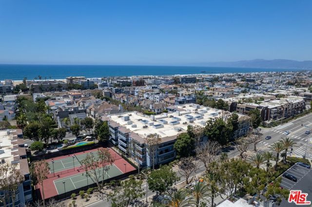 310 Tahiti Way 103, Marina Del Rey, CA 90292