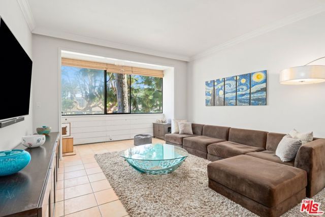 310 Tahiti Way 103, Marina Del Rey, CA 90292