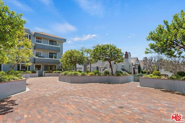 310 Tahiti Way 103, Marina Del Rey, CA 90292