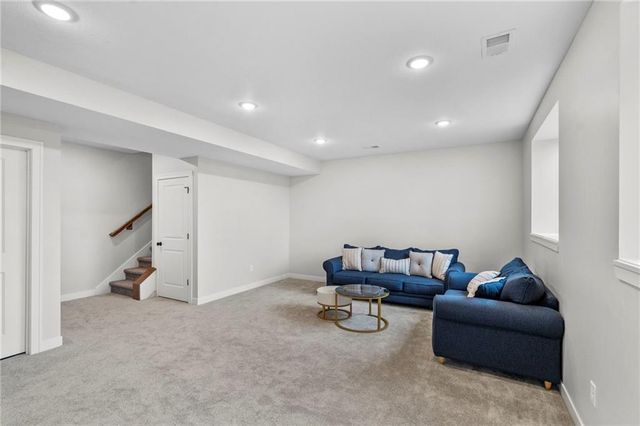 1929 SW Merryman Drive, Lee's Summit, MO 64082