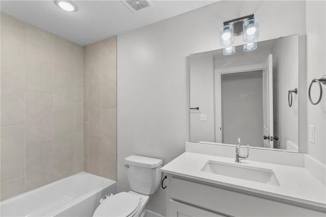 1929 SW Merryman Drive, Lee's Summit, MO 64082