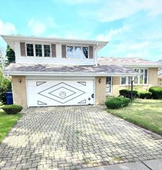 6232 W 91st Street, Oak Lawn, IL 60453