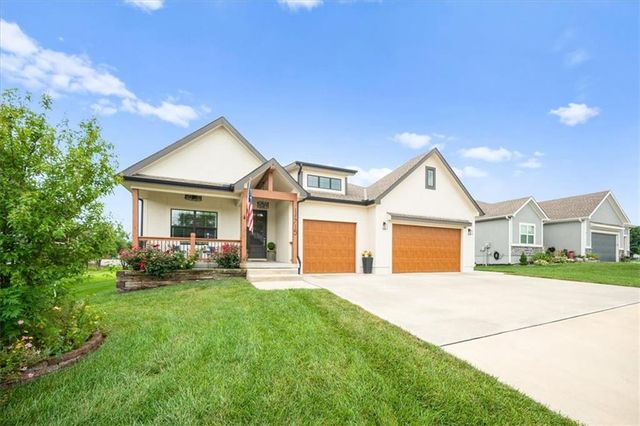 11715 E 229th Street, Peculiar, MO 64078