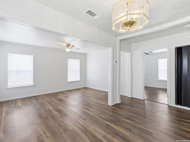 2014 Hays St, San Antonio, TX 78202