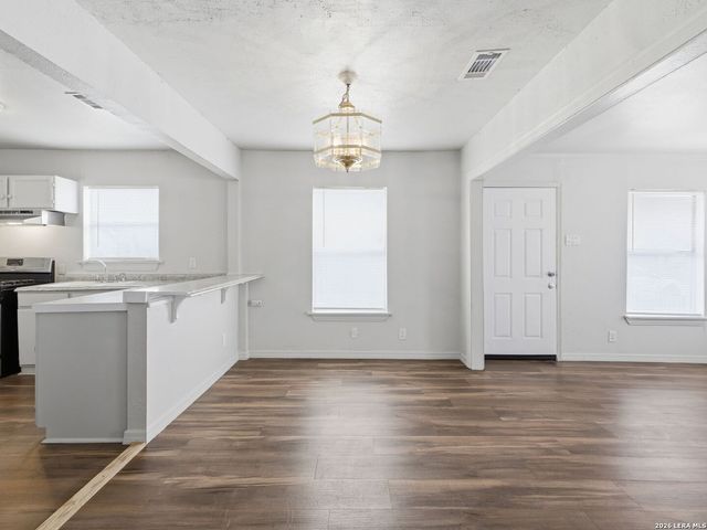 2014 Hays St, San Antonio, TX 78202