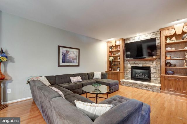 380 HAWTHORNE CT, Westminster, MD 21158