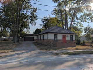 512 Nicholls Street, Livingston, IL 62058