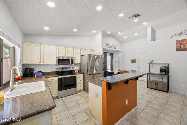 3055 N 64TH Street, Mesa, AZ 85215