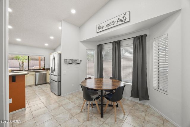 3055 N 64TH Street, Mesa, AZ 85215