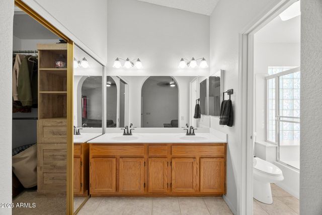 3055 N 64TH Street, Mesa, AZ 85215