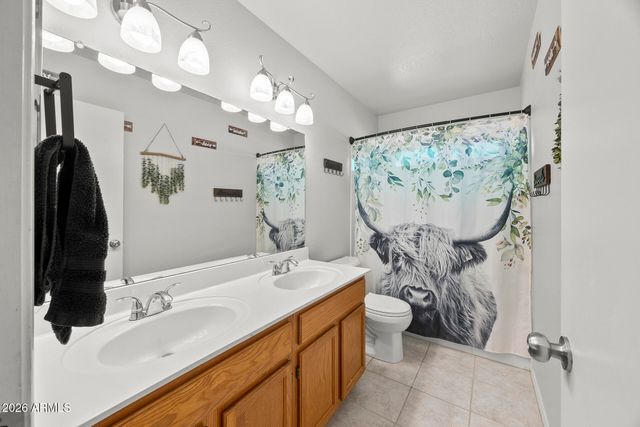 3055 N 64TH Street, Mesa, AZ 85215