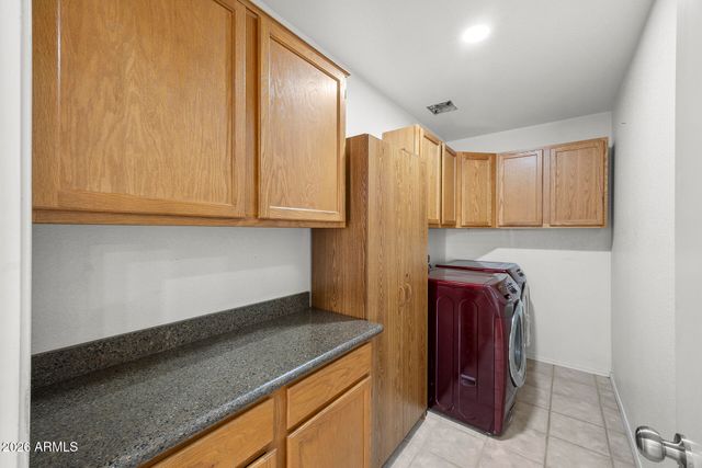 3055 N 64TH Street, Mesa, AZ 85215
