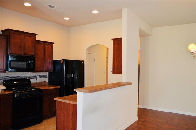 7931 Bluefin Trail, Union City, GA 30291