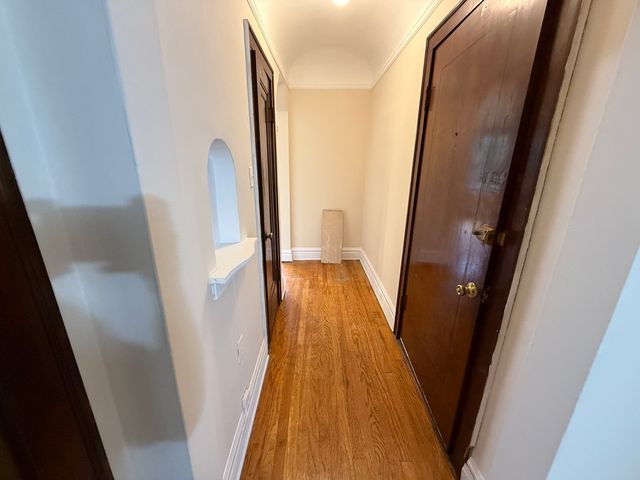 3148 Harlem Avenue 2G, Riverside, IL 60546