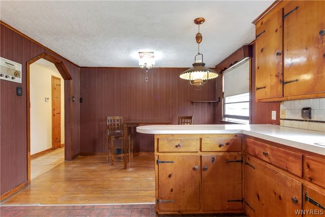 101 Kennedy Road, Cheektowaga, NY 14227