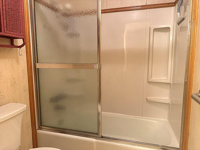 11108 N 550 E, Demotte, IN 46310