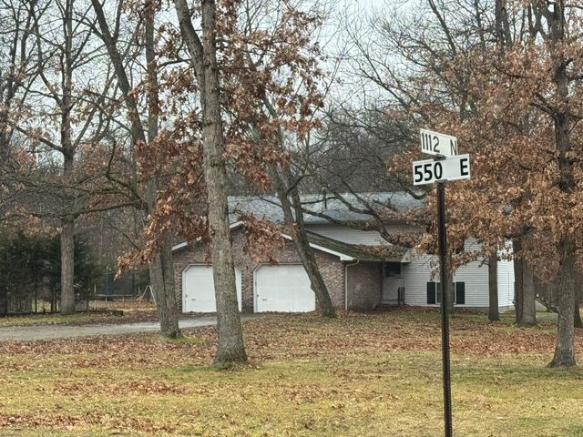 11108 N 550 E, Demotte, IN 46310