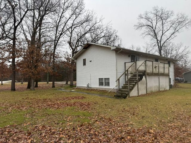 11108 N 550 E, Demotte, IN 46310