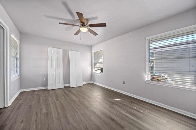6138 Kenilwood Drive, Houston, TX 77033