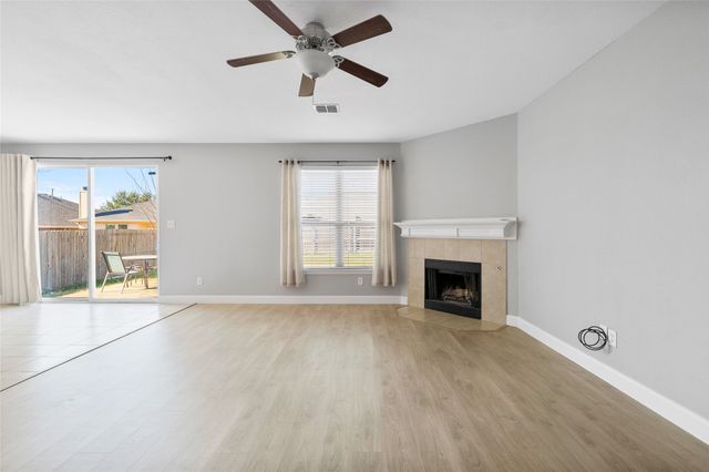 1514 Hanover Lane, Van Alstyne, TX 75495