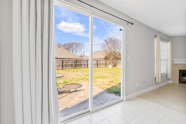 1514 Hanover Lane, Van Alstyne, TX 75495