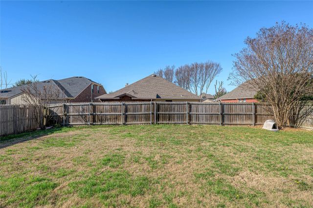 1514 Hanover Lane, Van Alstyne, TX 75495