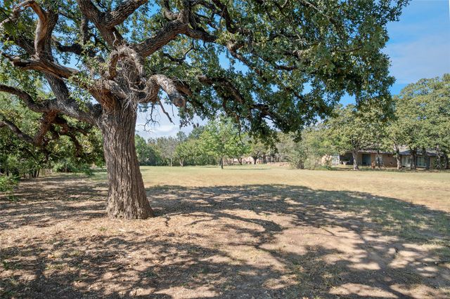 225 Timberline Lane, Southlake, TX 76092