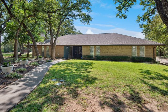 225 Timberline Lane, Southlake, TX 76092