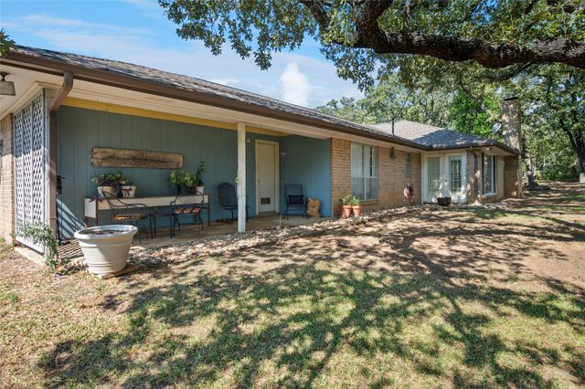 225 Timberline Lane, Southlake, TX 76092