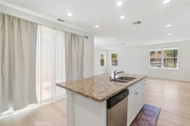 2811 E Kendall, Ontario, CA 91761