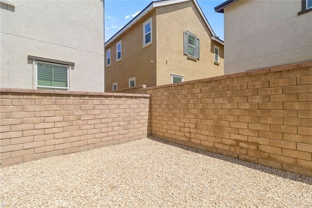 2811 E Kendall, Ontario, CA 91761