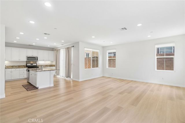 2811 E Kendall, Ontario, CA 91761